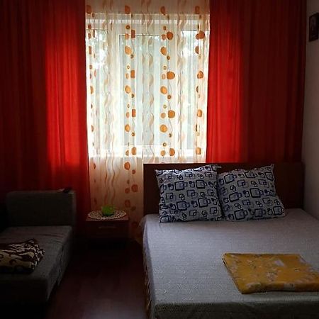 Saturn Chic Studio Apartment Luaran gambar