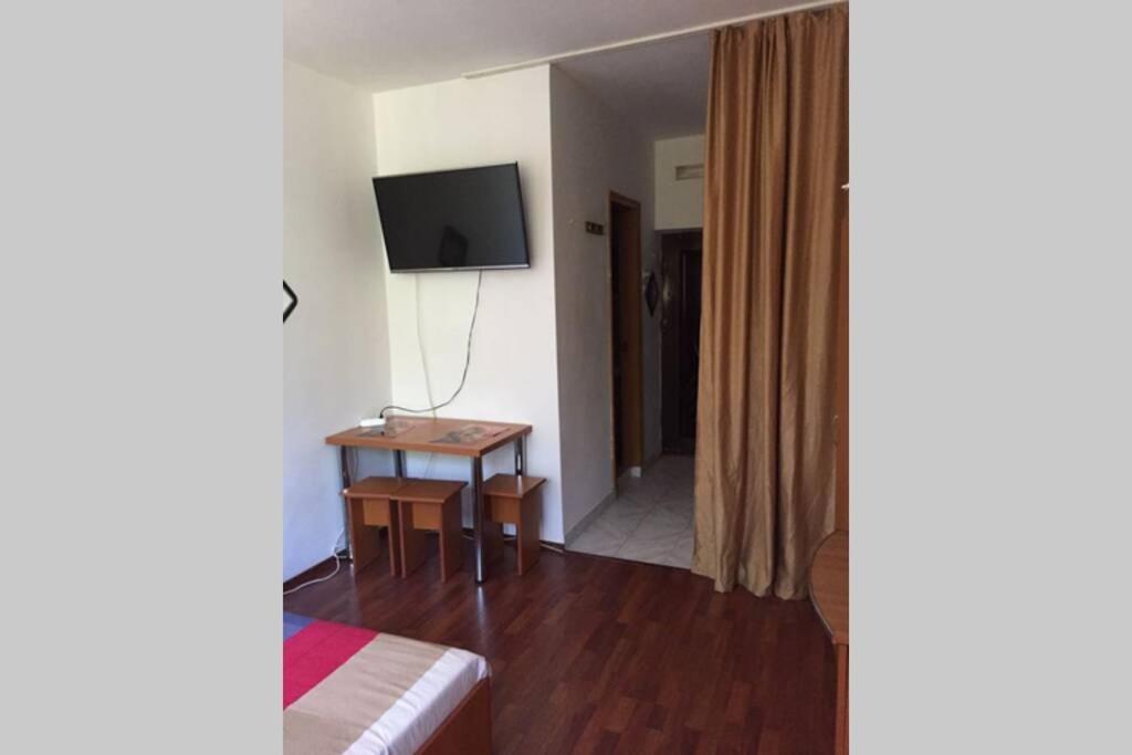 Saturn Chic Studio Apartment Luaran gambar
